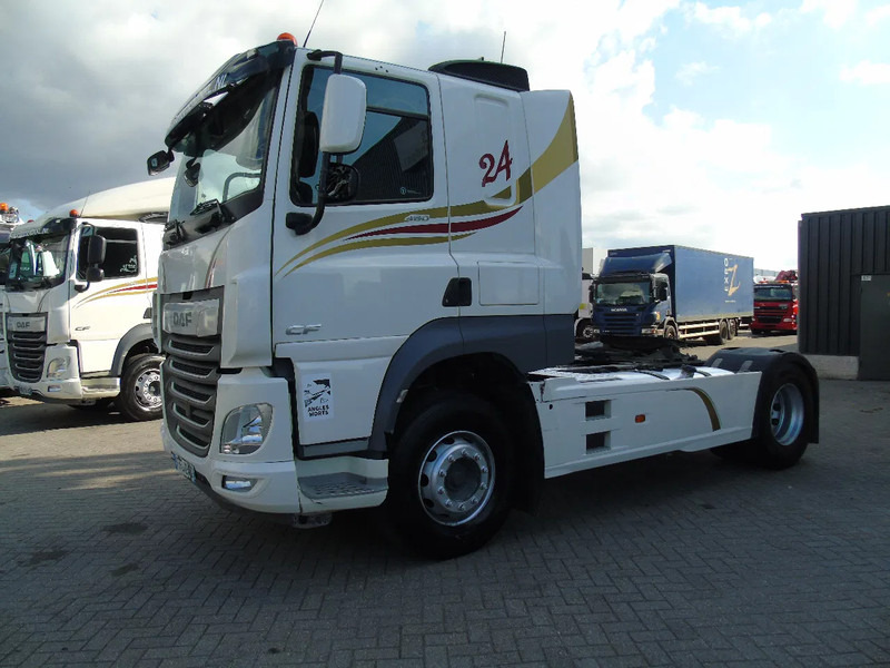 DAF CF 480 + EURO 6 + 2x IN STOCK PERFECT CONDITION - Тягач: фото 2 DAF CF 480 + EURO 6 + 2x IN STOCK PERFECT CONDITION - Тягач: фото 2