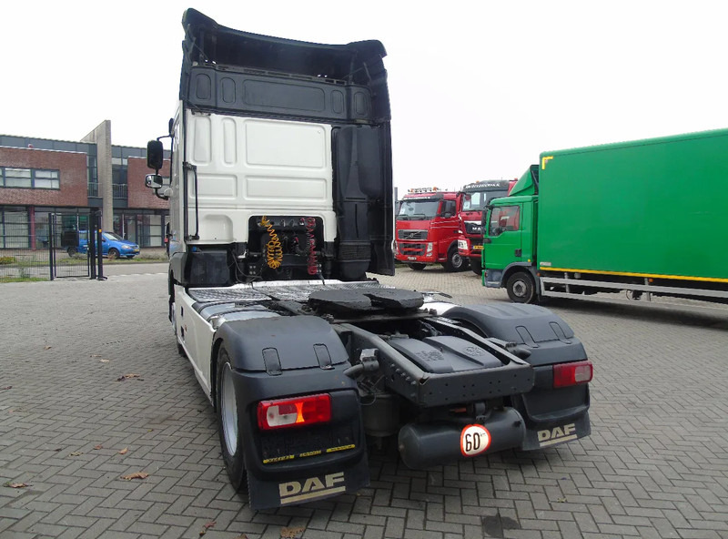 DAF XF 106.480 + EURO 6 + SPOILER - Тягач: фото 5 DAF XF 106.480 + EURO 6 + SPOILER - Тягач: фото 5