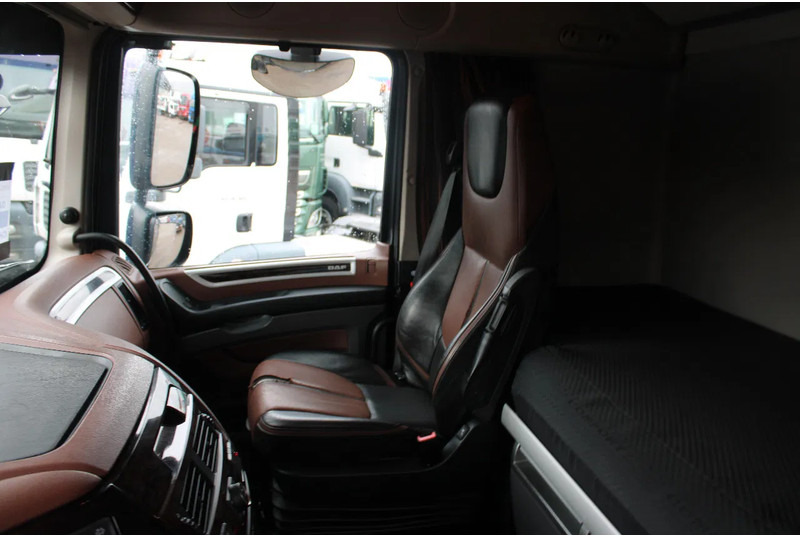 Тягач DAF XF 530 + EURO 6 + mega + full Options !!!: фото 20