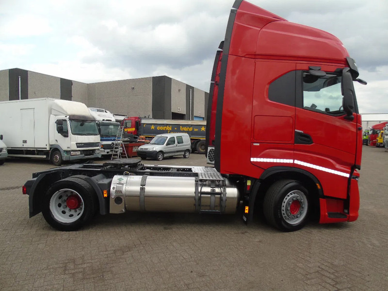 Iveco S-WAY 460 + LNG + 10 PIECES IN STOCK - Тягач: фото 3 Iveco S-WAY 460 + LNG + 10 PIECES IN STOCK - Тягач: фото 3