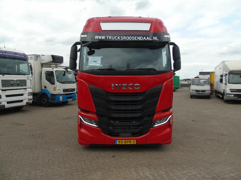 Iveco S-WAY 460 + LNG + 10 PIECES IN STOCK - Тягач: фото 5 Iveco S-WAY 460 + LNG + 10 PIECES IN STOCK - Тягач: фото 5