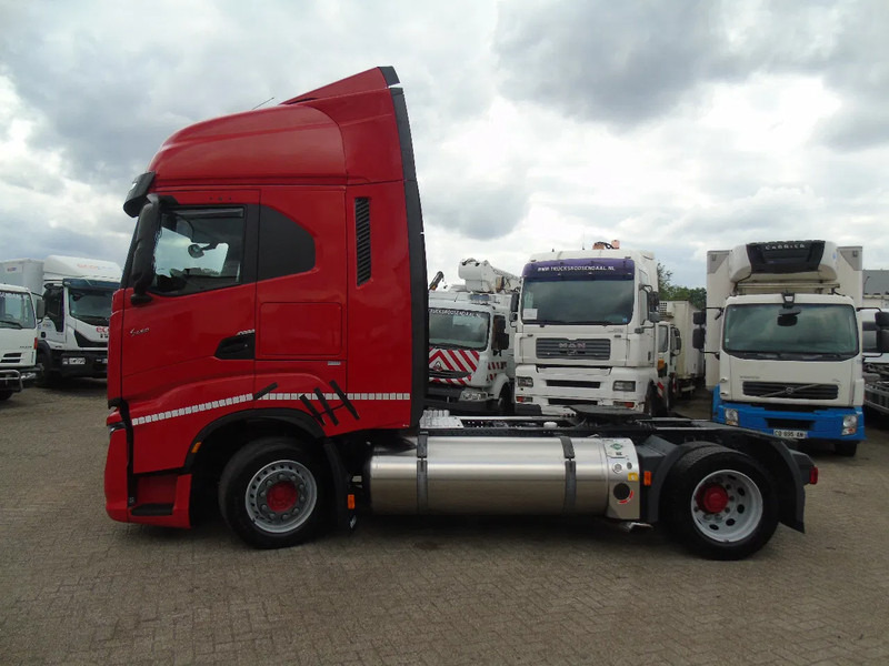 Iveco S-WAY 460 + LNG + 10 PIECES IN STOCK - Тягач: фото 4 Iveco S-WAY 460 + LNG + 10 PIECES IN STOCK - Тягач: фото 4