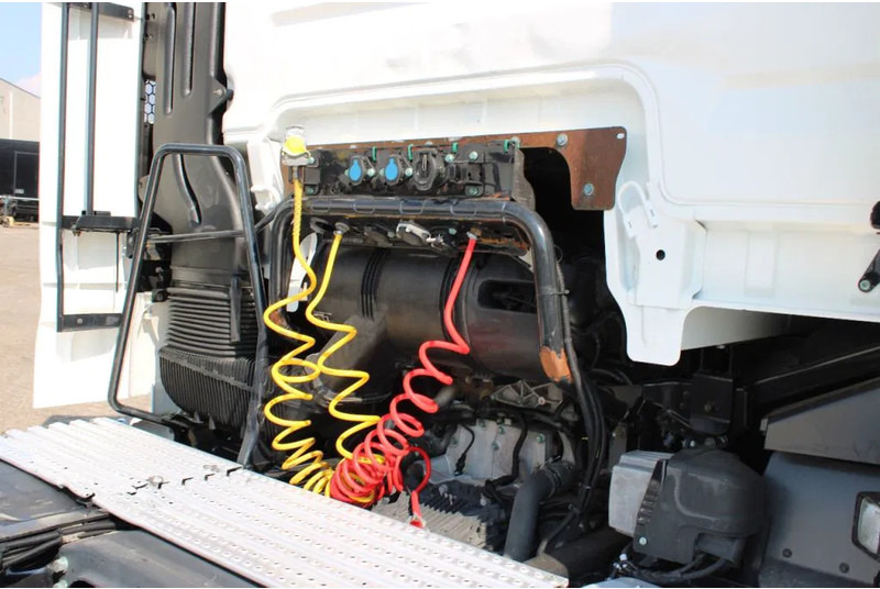 MAN TGX 18.480 + RETARDER + FULL OPTION + 4 PC IN STOCK + EURO 6 - Тягач: фото 5 MAN TGX 18.480 + RETARDER + FULL OPTION + 4 PC IN STOCK + EURO 6 - Тягач: фото 5