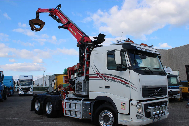 Volvo FH 16.540 + 6x4 EURO 5 + palfinger epsilon 30t/m + MANUAL - Тягач: фото 3 Volvo FH 16.540 + 6x4 EURO 5 + palfinger epsilon 30t/m + MANUAL - Тягач: фото 3