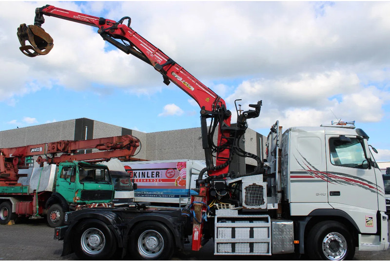 Volvo FH 16.540 + 6x4 EURO 5 + palfinger epsilon 30t/m + MANUAL - Тягач: фото 4 Volvo FH 16.540 + 6x4 EURO 5 + palfinger epsilon 30t/m + MANUAL - Тягач: фото 4