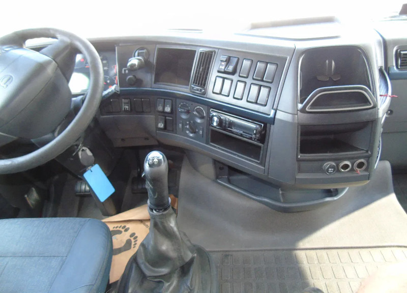 Тягач Volvo FH 460 + XL CABINE + MANUAL + EURO 5 + 6x IN STOCK: фото 20