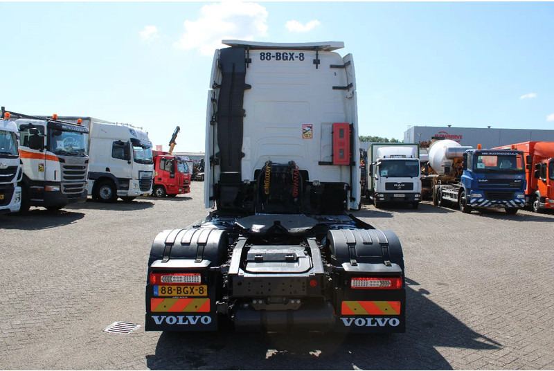 Volvo FH 460 + XL CABINE + SPOILER + EURO 6 - Тягач: фото 5 Volvo FH 460 + XL CABINE + SPOILER + EURO 6 - Тягач: фото 5