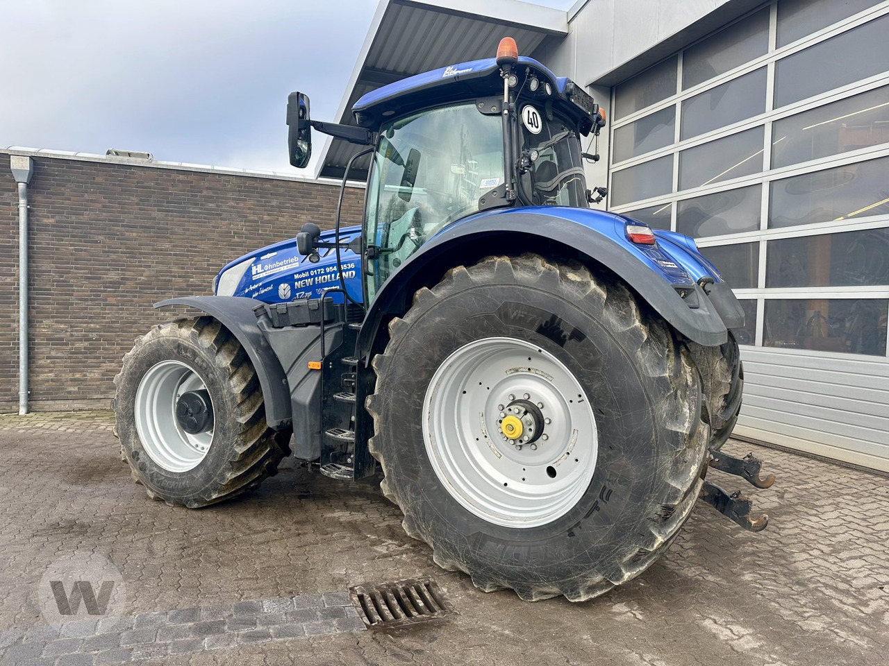 New Holland T 7.315 - Трактор: фото 4 New Holland T 7.315 - Трактор: фото 4