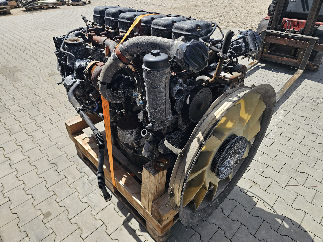 SCANIA DC13 147 / 146 EURO 6 / COMPLETE ENGINE - Двигатель: фото 5 SCANIA DC13 147 / 146 EURO 6 / COMPLETE ENGINE - Двигатель: фото 5