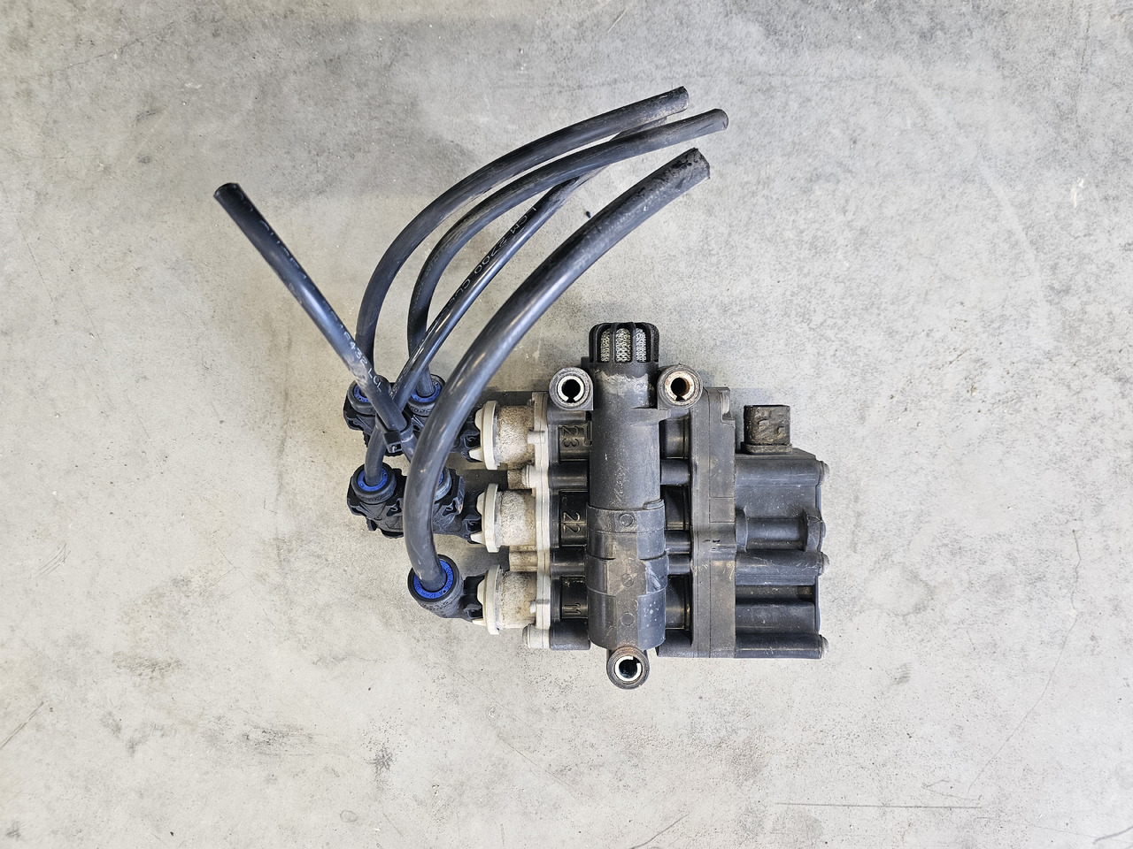 SCANIA S, R, P, G / ECAS CONTROL VALVE / 1889795 - Тормозной клапан: фото 2 SCANIA S, R, P, G / ECAS CONTROL VALVE / 1889795 - Тормозной клапан: фото 2