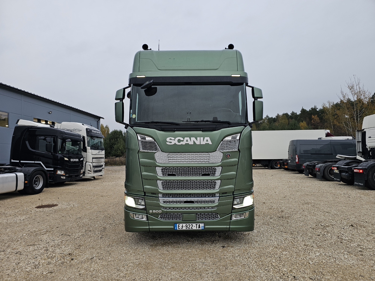 SCANIA S500 / RETARDER / NAVI / FULL SPOILER / FULL AIR - Тягач: фото 2 SCANIA S500 / RETARDER / NAVI / FULL SPOILER / FULL AIR - Тягач: фото 2