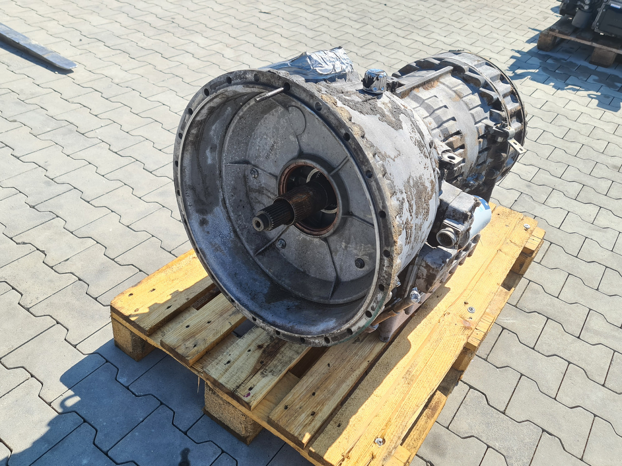 VOLVO FH FM GEARBOX / VT1906PT / POWERTRONIC / WORLDWIDE DELIVERY - Коробка передач: фото 3 VOLVO FH FM GEARBOX / VT1906PT / POWERTRONIC / WORLDWIDE DELIVERY - Коробка передач: фото 3