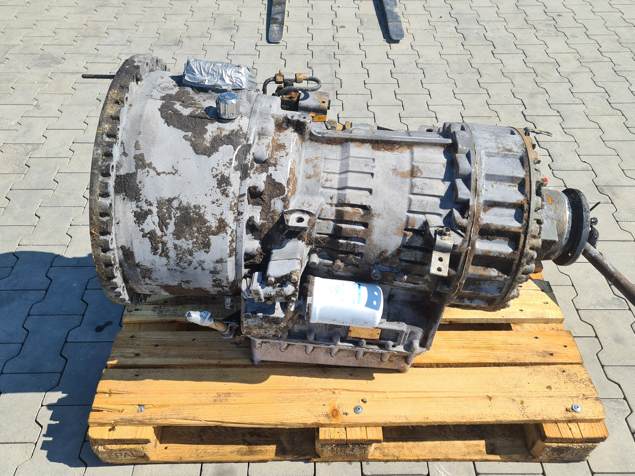 VOLVO FH FM GEARBOX / VT1906PT / POWERTRONIC / WORLDWIDE DELIVERY - Коробка передач: фото 4 VOLVO FH FM GEARBOX / VT1906PT / POWERTRONIC / WORLDWIDE DELIVERY - Коробка передач: фото 4