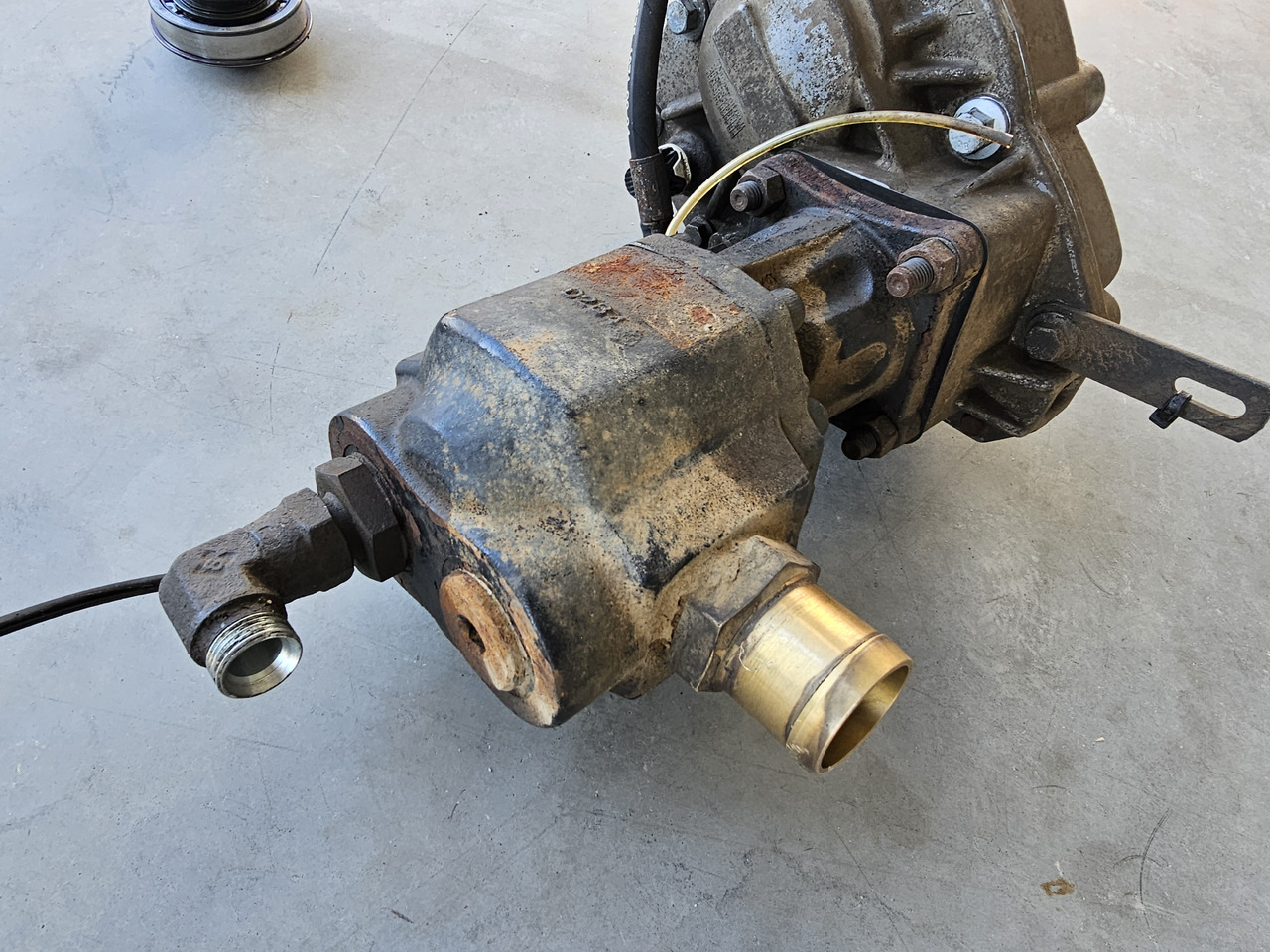 VOLVO HYDRAULIC SET PTO PUMP SHAFT / VOLVO FH FM FH4 FH5 / WORLDWIDE DELIVERY - Гидравлика: фото 4 VOLVO HYDRAULIC SET PTO PUMP SHAFT / VOLVO FH FM FH4 FH5 / WORLDWIDE DELIVERY - Гидравлика: фото 4