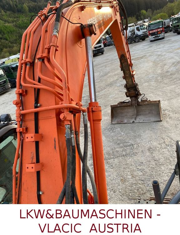 Гусеничный экскаватор Hitachi ZX 225 USLC-3: фото 17