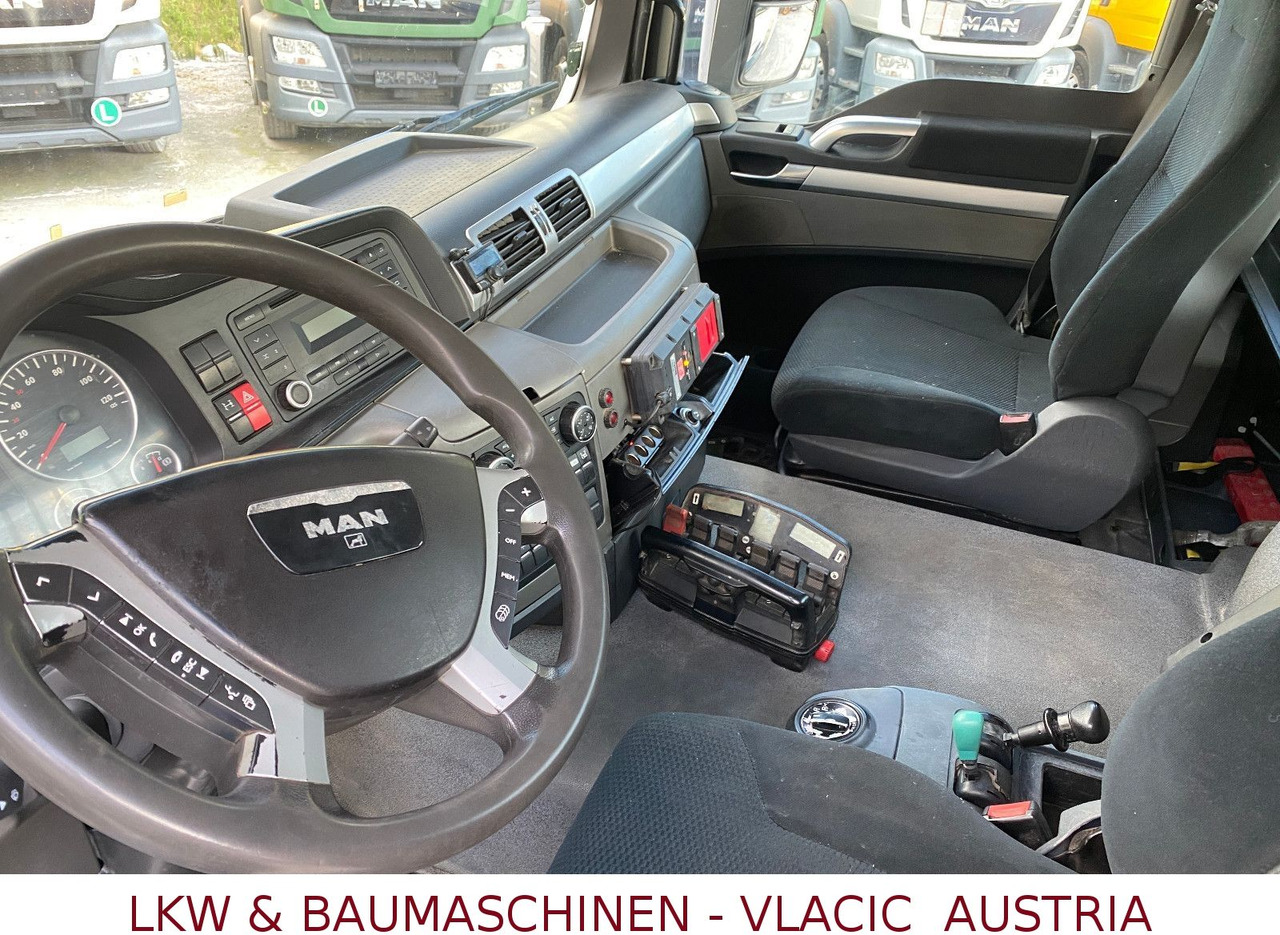 MAN 26.440 mit Kran HIAB 166 5XHydraulikauschub в лизинг MAN 26.440 mit Kran HIAB 166 5XHydraulikauschub: фото 9