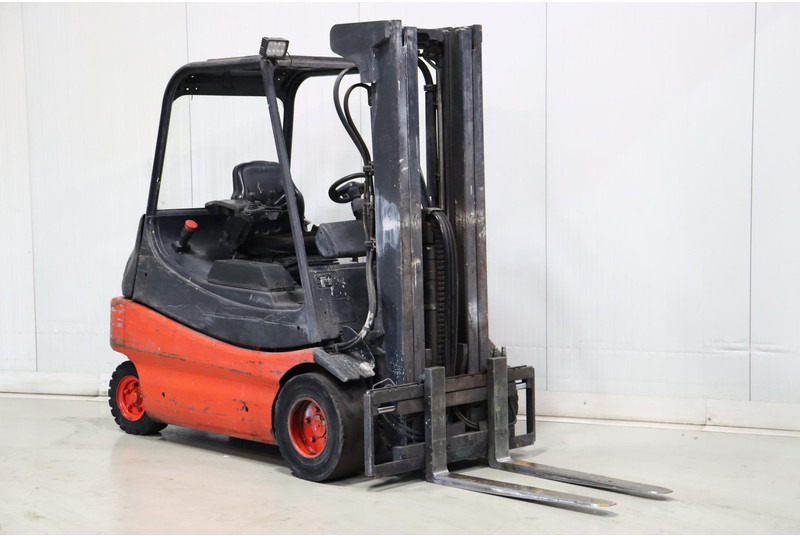 Linde E25-02 - Электропогрузчик: фото 1 Linde E25-02 - Электропогрузчик: фото 1