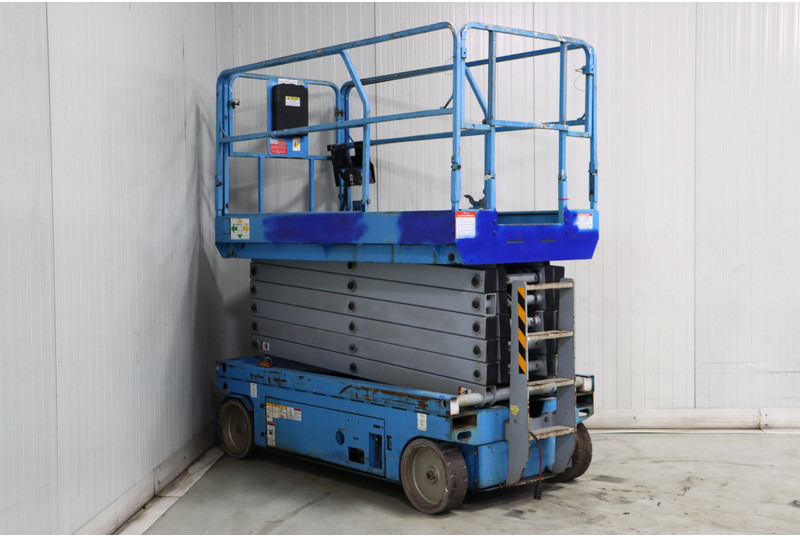 Mantall XE140W - Ножничный подъемник: фото 5 Mantall XE140W - Ножничный подъемник: фото 5