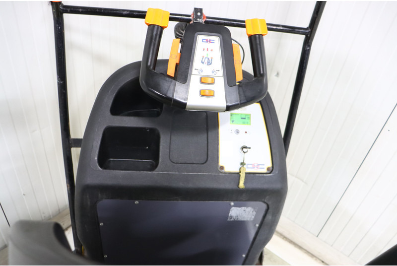 INNOVEP BULL 5NS - Строительная техника: фото 2 INNOVEP BULL 5NS - Строительная техника: фото 2