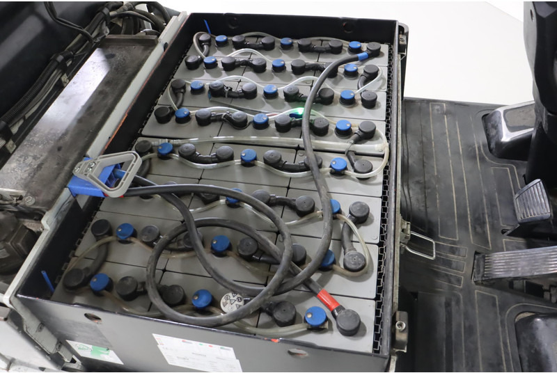 Электропогрузчик UniCarriers AG1N1L18Q: фото 8 Электропогрузчик UniCarriers AG1N1L18Q: фото 8