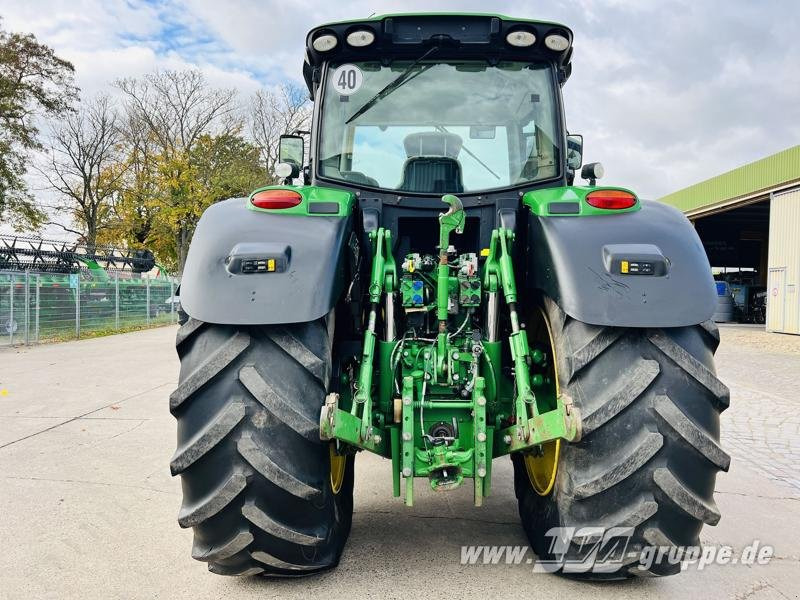 Трактор John Deere 6210R: фото 7