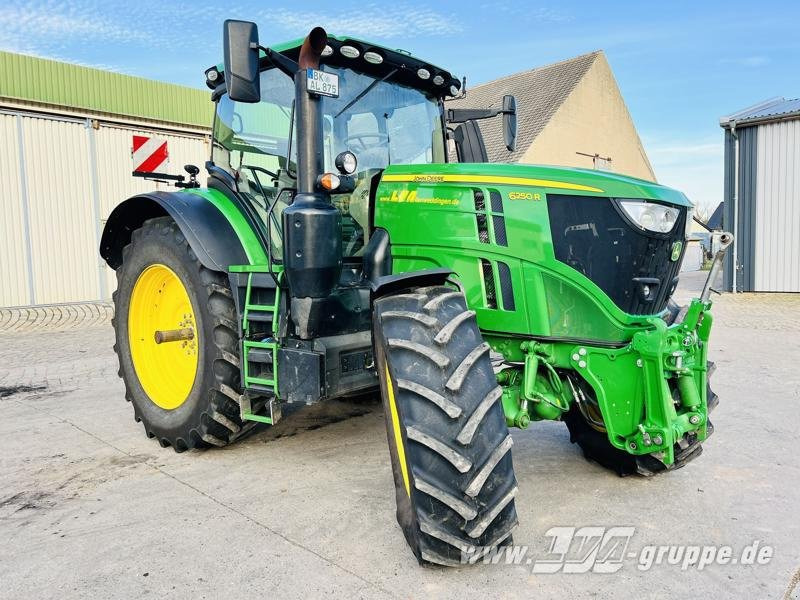 John Deere 6250R ULTIMATE CommandPro - Трактор: фото 2 John Deere 6250R ULTIMATE CommandPro - Трактор: фото 2