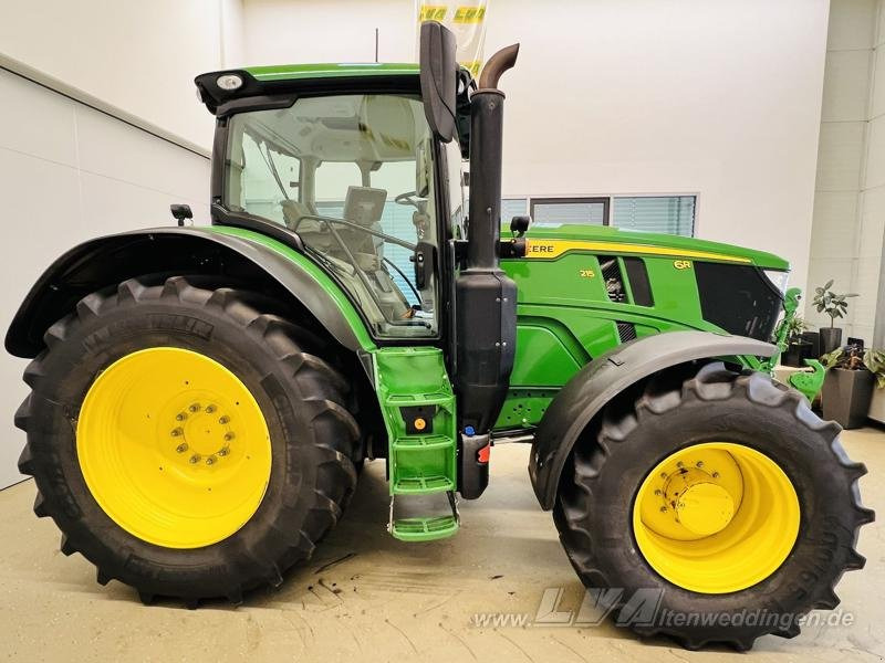 Трактор John Deere 6R 215: фото 6