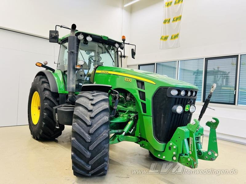 John Deere 8330 - Трактор: фото 4 John Deere 8330 - Трактор: фото 4