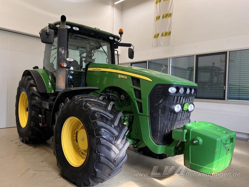 Трактор John Deere 8345R: фото 12