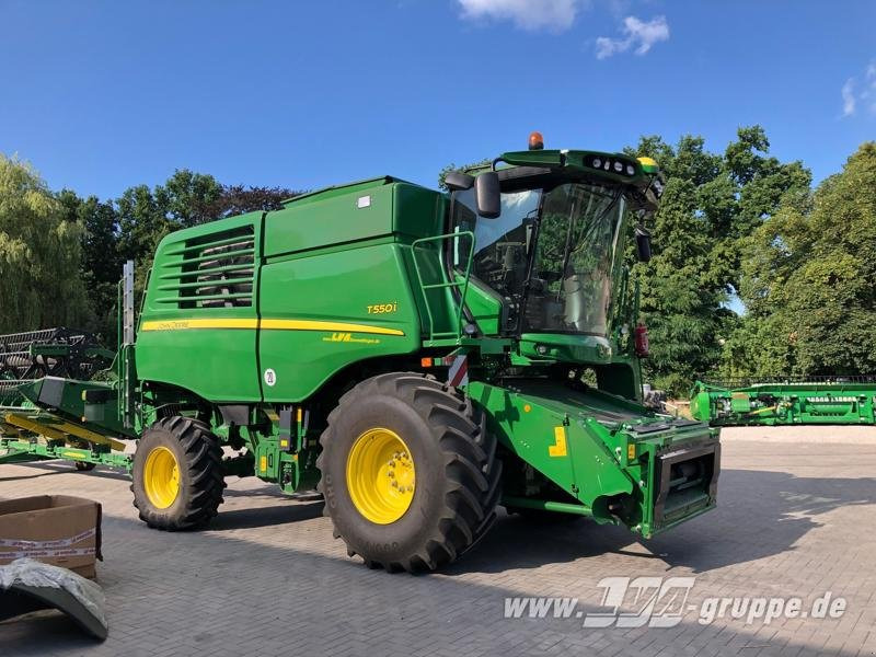 John Deere T550 - Зерноуборочный комбайн: фото 3 John Deere T550 - Зерноуборочный комбайн: фото 3