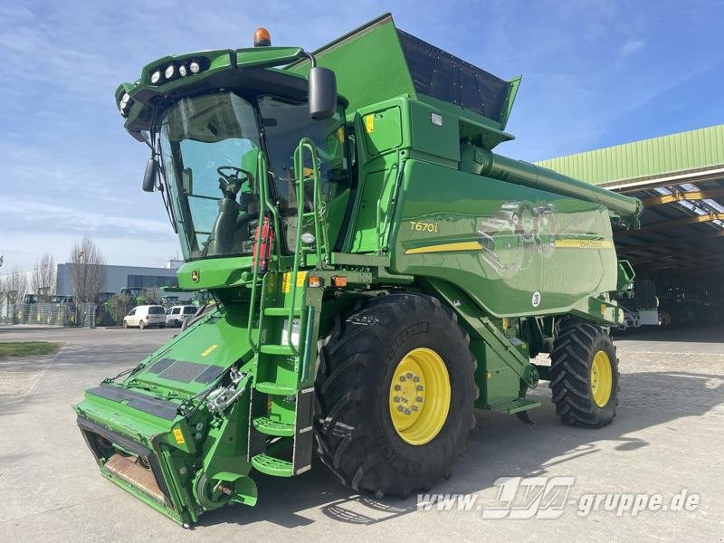 John Deere T670 i - Зерноуборочный комбайн: фото 4 John Deere T670 i - Зерноуборочный комбайн: фото 4
