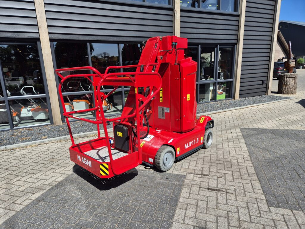 MAGNI MJP 11.5 - Подъёмник: фото 2 MAGNI MJP 11.5 - Подъёмник: фото 2