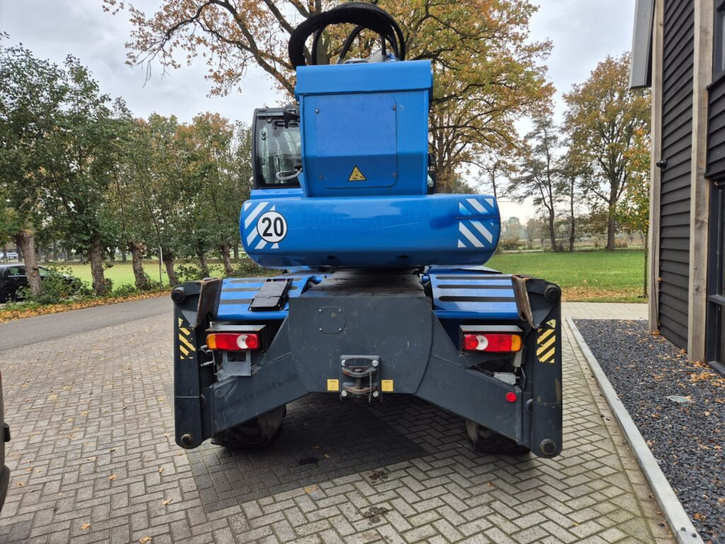 MAGNI RTH 5.21 - Телескопический погрузчик: фото 4 MAGNI RTH 5.21 - Телескопический погрузчик: фото 4