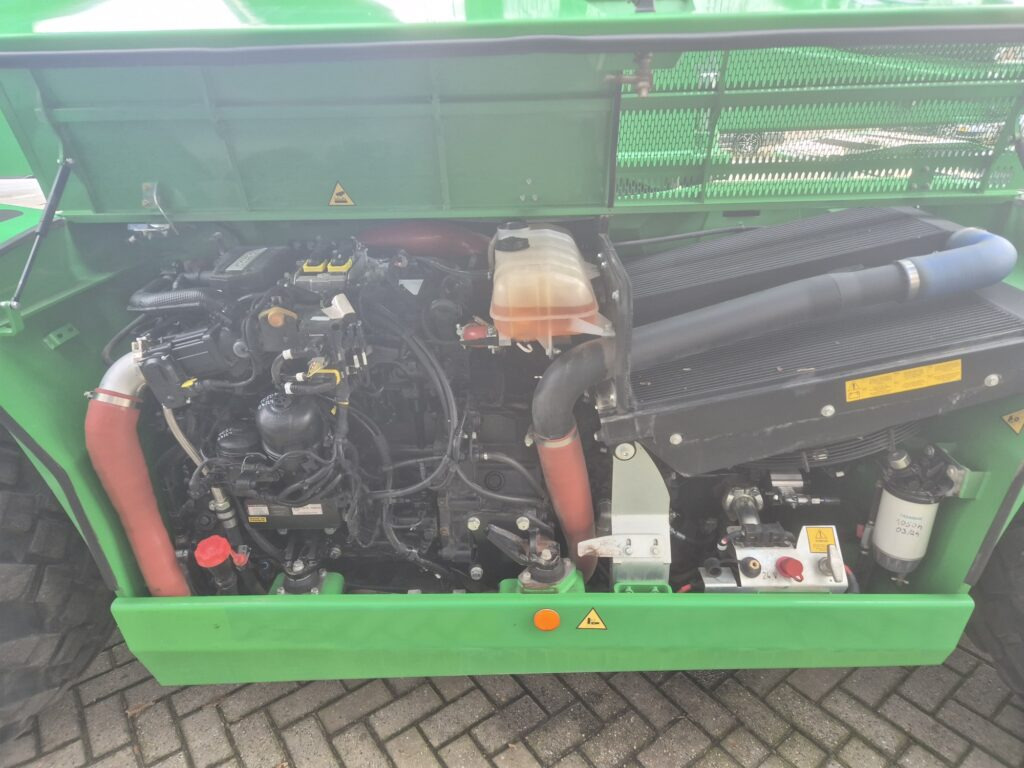 Телескопический погрузчик MAGNI RTH 6.30: фото 9 Телескопический погрузчик MAGNI RTH 6.30: фото 9