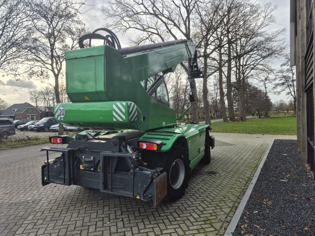 Телескопический погрузчик MAGNI RTH 6.30: фото 8 Телескопический погрузчик MAGNI RTH 6.30: фото 8