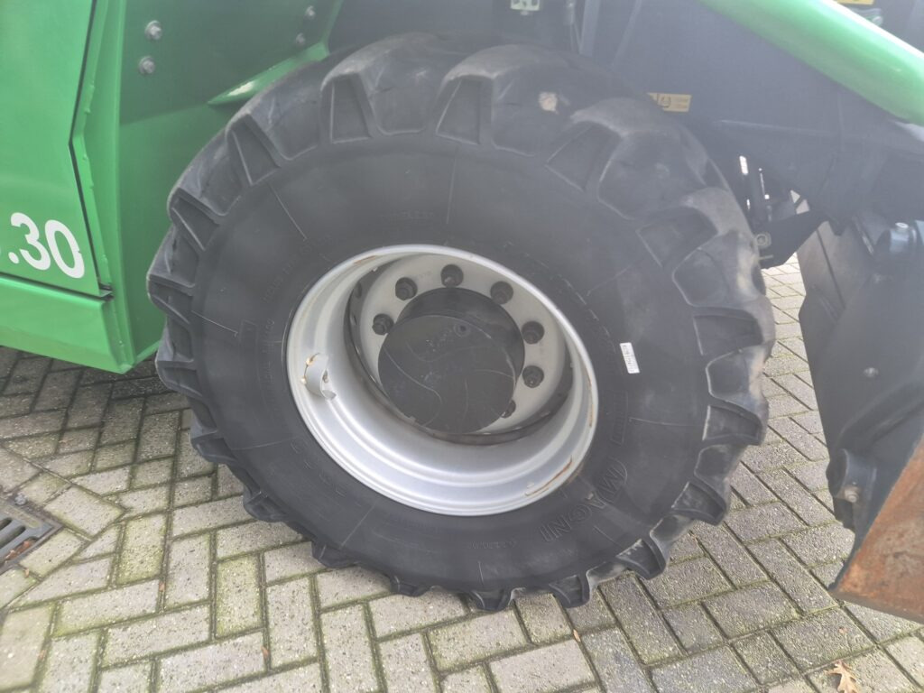 Телескопический погрузчик MAGNI RTH 6.30: фото 7 Телескопический погрузчик MAGNI RTH 6.30: фото 7