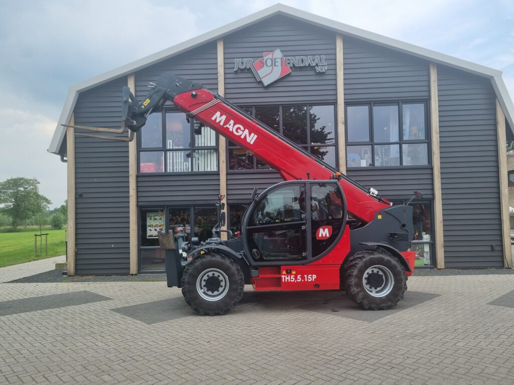 MAGNI TH5,5.15P - Телескопический погрузчик: фото 1 MAGNI TH5,5.15P - Телескопический погрузчик: фото 1