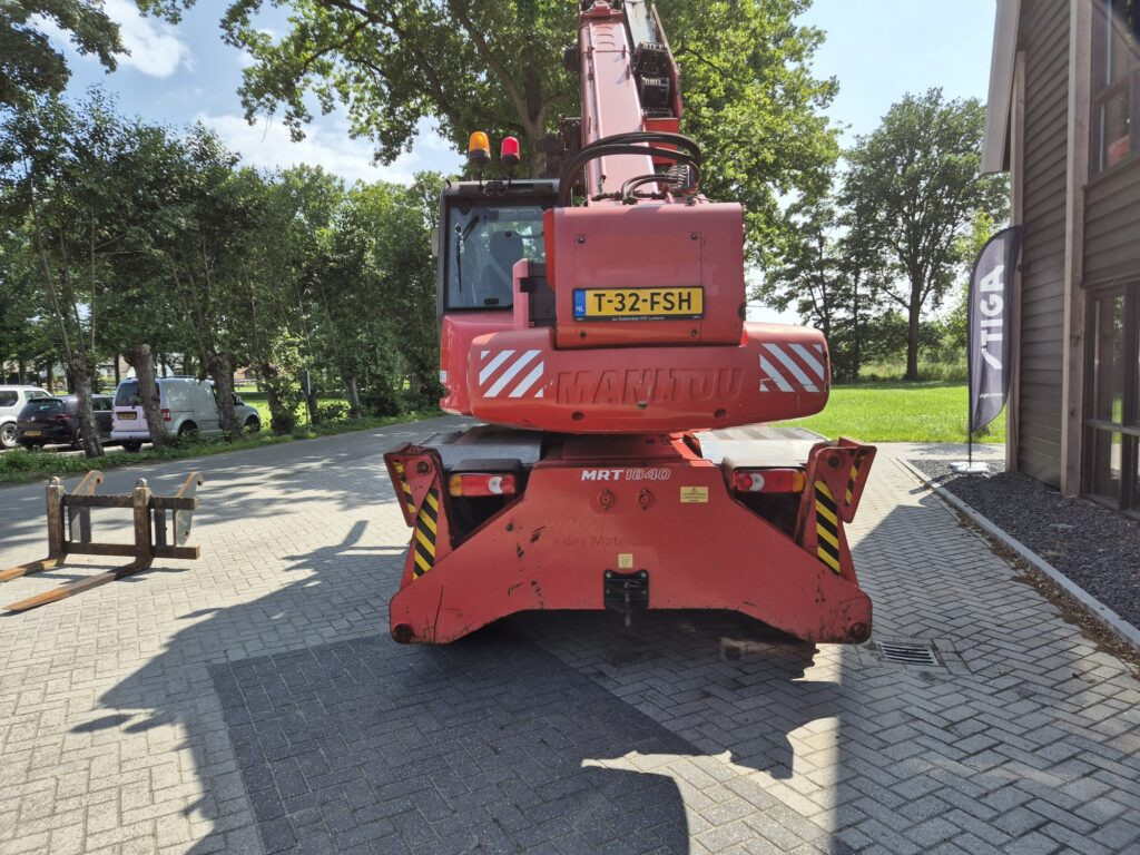 MANITOU MRT 1840 easy - Телескопический погрузчик: фото 5 MANITOU MRT 1840 easy - Телескопический погрузчик: фото 5