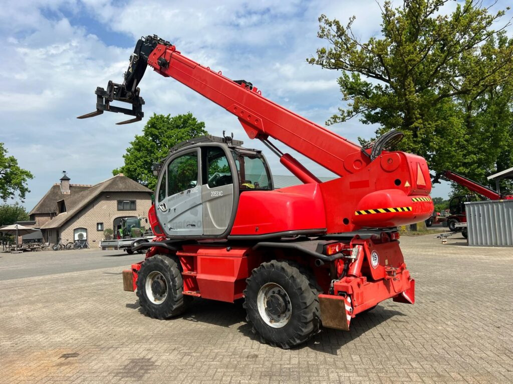 Телескопический погрузчик MANITOU MRT 2540 privilege: фото 1