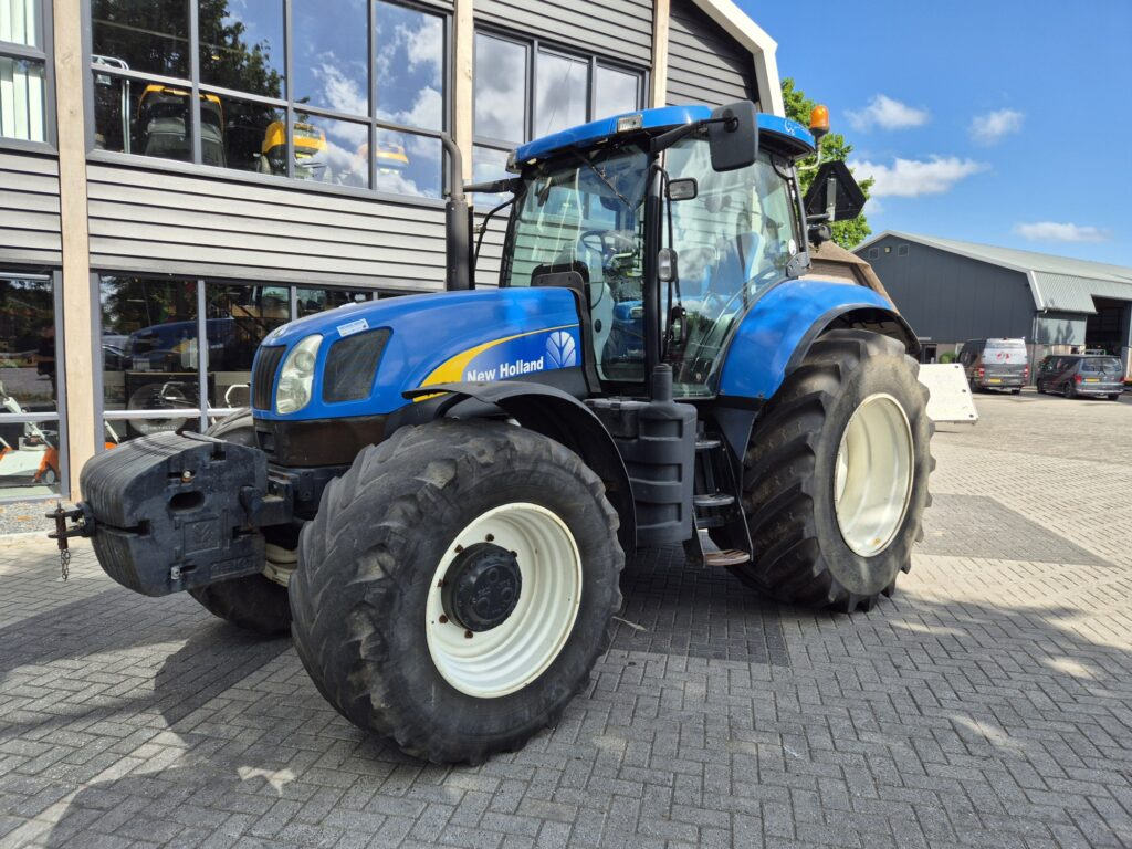 NEW HOLLAND T6080 - Трактор: фото 2 NEW HOLLAND T6080 - Трактор: фото 2
