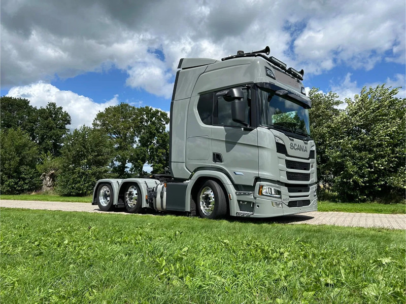 Scania R560 6x2/4 LB | 2023 | FULL AIR | RETARDER | PARK COOLER - Тягач: фото 4 Scania R560 6x2/4 LB | 2023 | FULL AIR | RETARDER | PARK COOLER - Тягач: фото 4
