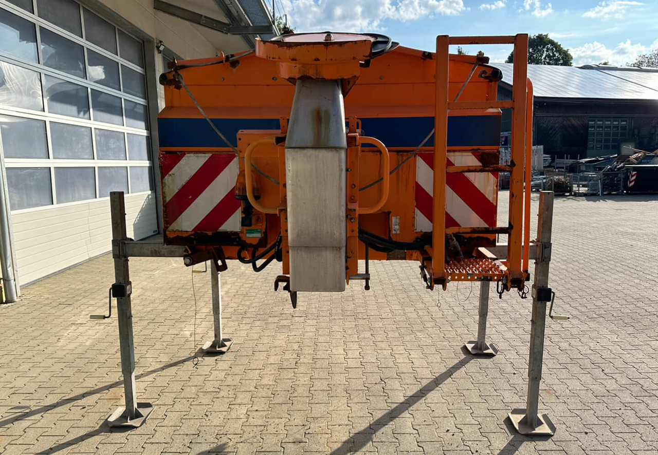 Unimog Salzstreuer Schmidt SST20-TLWH - Разбрасыватель песка/ Соли: фото 2 Unimog Salzstreuer Schmidt SST20-TLWH - Разбрасыватель песка/ Соли: фото 2