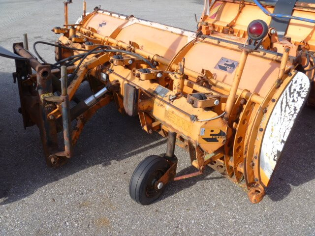 Unimog Schneepflug - Schneeschild Pietsch EK325 - Отвал для снега: фото 3 Unimog Schneepflug - Schneeschild Pietsch EK325 - Отвал для снега: фото 3