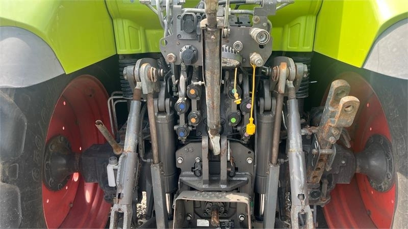 Claas ARION 550 CEBIS Med frontlæsser og frontlift - Трактор: фото 5 Claas ARION 550 CEBIS Med frontlæsser og frontlift - Трактор: фото 5
