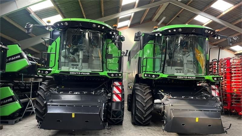 Deutz-fahr 7206 With 24feed - 7.2m header. New and unused Com - Зерноуборочный комбайн: фото 2 Deutz-fahr 7206 With 24feed - 7.2m header. New and unused Com - Зерноуборочный комбайн: фото 2