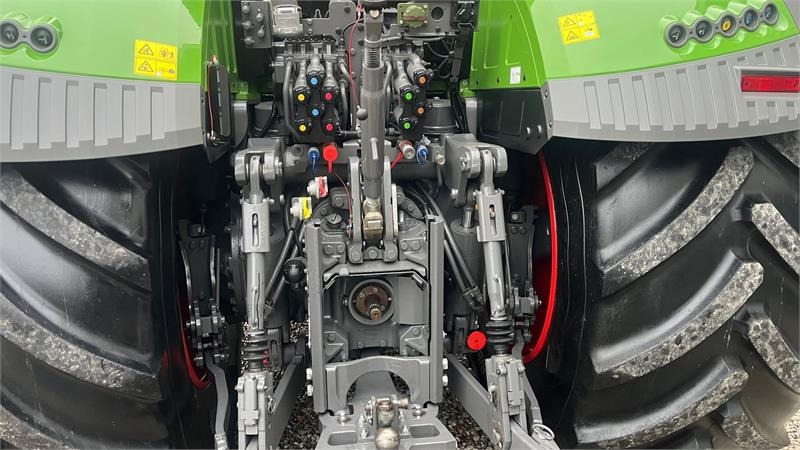 Fendt 942 Vario Gen7 Profi+ Setting2 Med frontlift - Трактор: фото 5 Fendt 942 Vario Gen7 Profi+ Setting2 Med frontlift - Трактор: фото 5