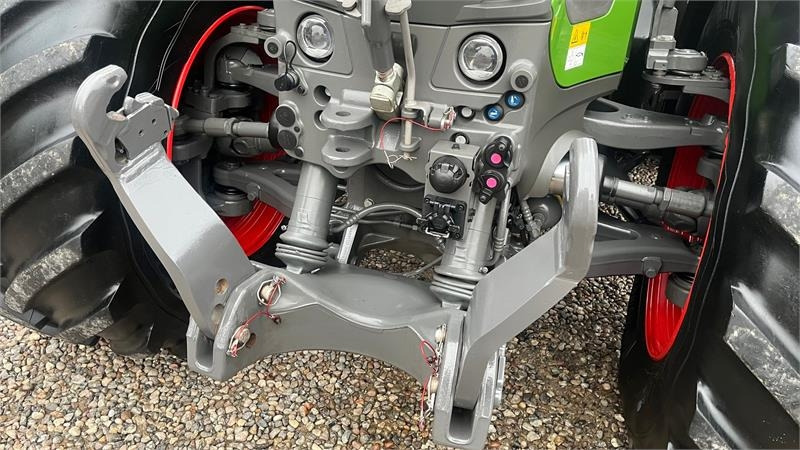 Fendt 942 Vario Gen7 Profi+ Setting2 Med frontlift - Трактор: фото 4 Fendt 942 Vario Gen7 Profi+ Setting2 Med frontlift - Трактор: фото 4