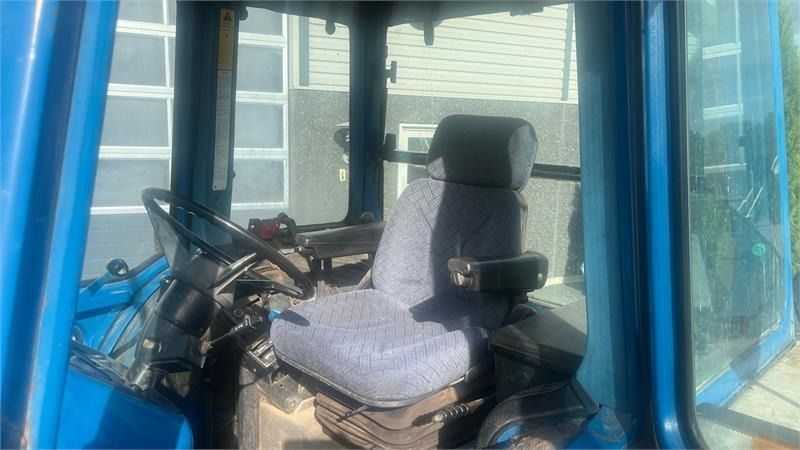 Ford 8210 Force II Med frontlift в лизинг Ford 8210 Force II Med frontlift: фото 6 Ford 8210 Force II Med frontlift в лизинг Ford 8210 Force II Med frontlift: фото 6