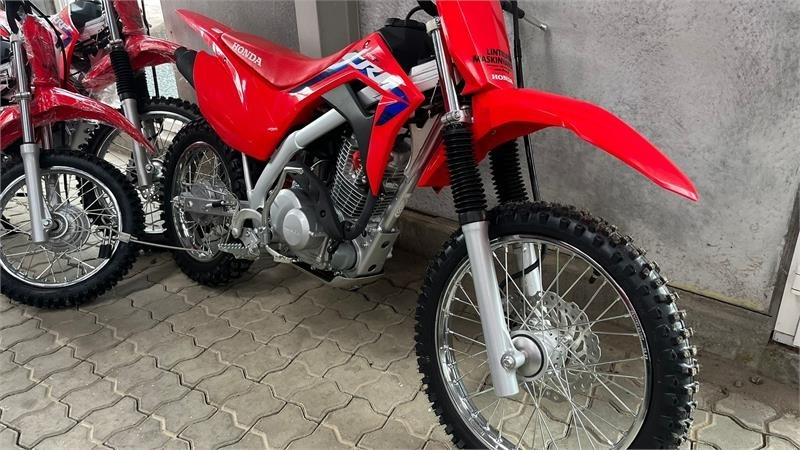 Honda CRF 125 F DEMO. Rigtig crosser med gear og kobling  - Квадроцикл: фото 3 Honda CRF 125 F DEMO. Rigtig crosser med gear og kobling  - Квадроцикл: фото 3