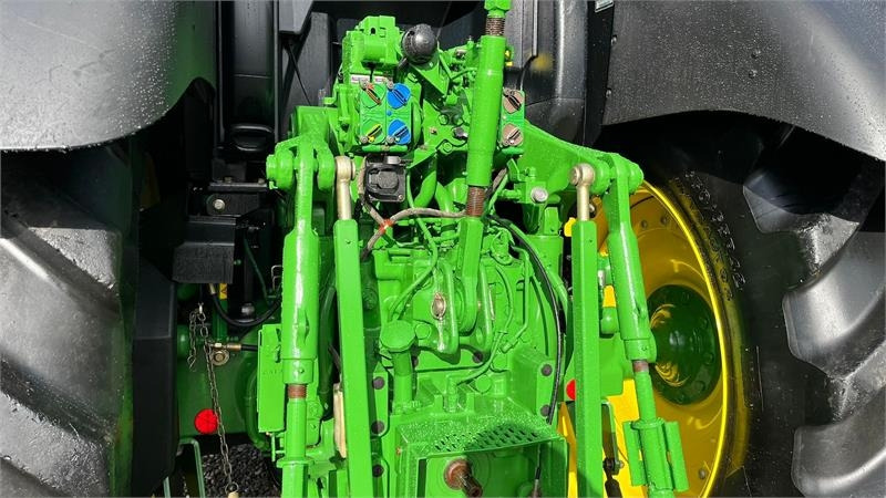 John Deere 6170R AutoPower. Meget velholdt traktor med få tim - Трактор: фото 4 John Deere 6170R AutoPower. Meget velholdt traktor med få tim - Трактор: фото 4